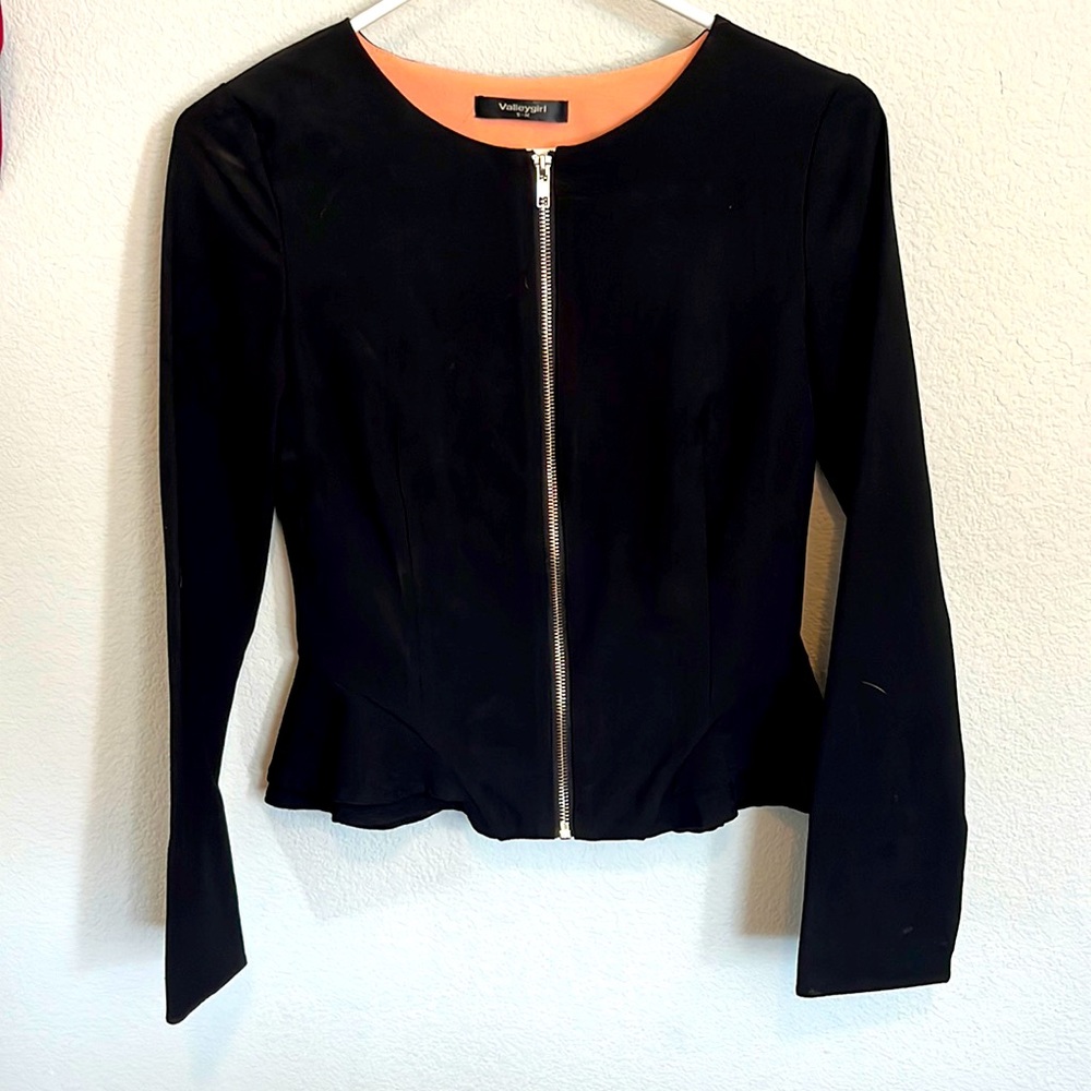 Cute black jacket